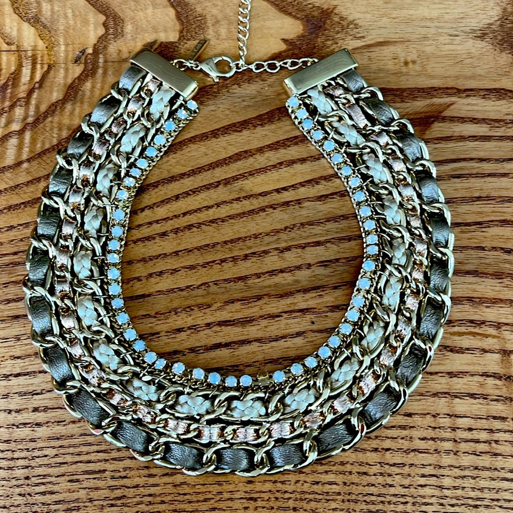 White House black market gold necklace